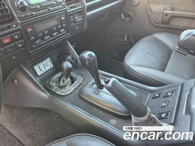 Land Rover Discovery 2004 — photo 10