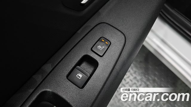 Hyundai AVANTE 2023 — photo 28