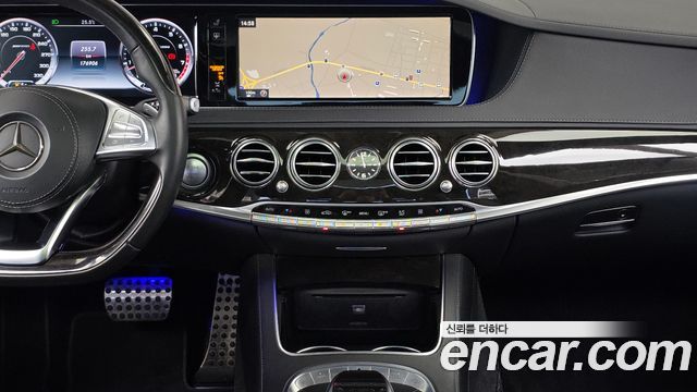 Mercedes-Benz S-Class 2015 — photo 14