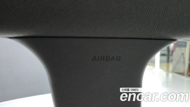 Hyundai AVANTE 2018 — photo 27