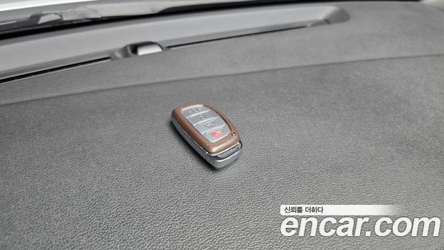 Hyundai AVANTE 2018 — photo 28
