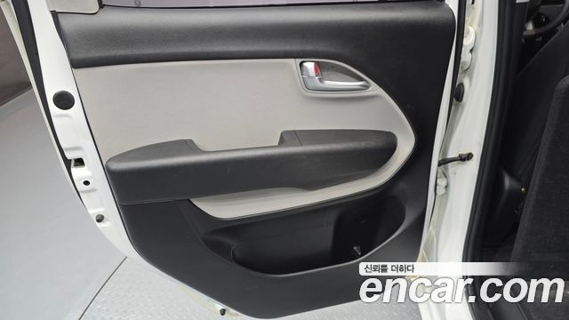 Kia RAY 2022 — photo 15
