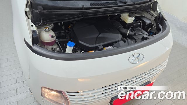 Hyundai Staria 2022 — photo 6