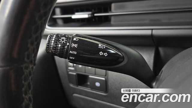 Hyundai Staria 2022 — photo 25