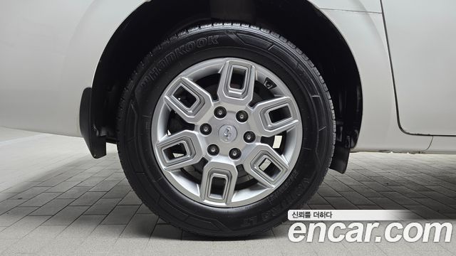 Hyundai Staria 2022 — photo 7