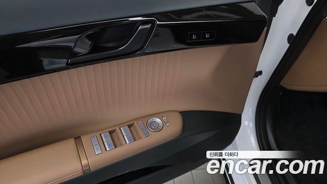 Hyundai Grandeur 2025 — photo 28