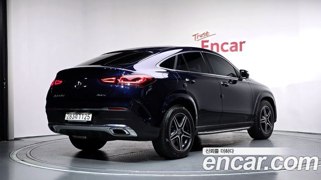 Mercedes-Benz GLE-Class 2021 — photo 2