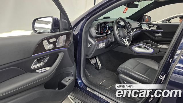 Mercedes-Benz GLE-Class 2021 — photo 13