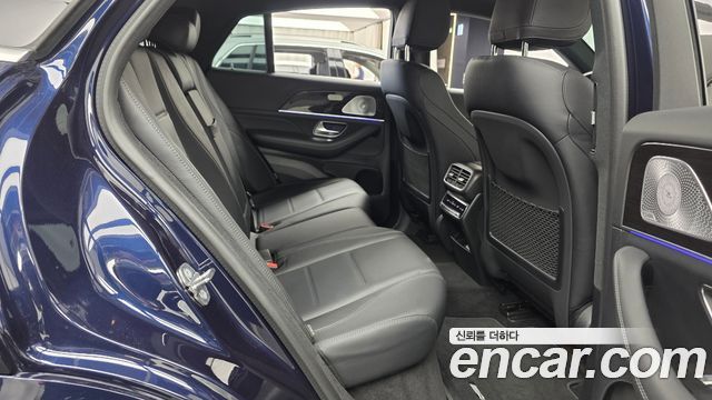 Mercedes-Benz GLE-Class 2021 — photo 17