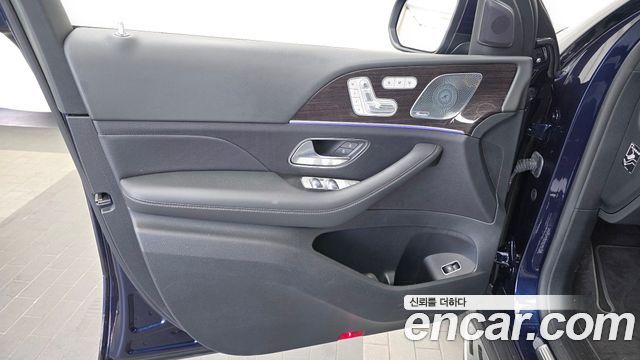 Mercedes-Benz GLE-Class 2021 — photo 14
