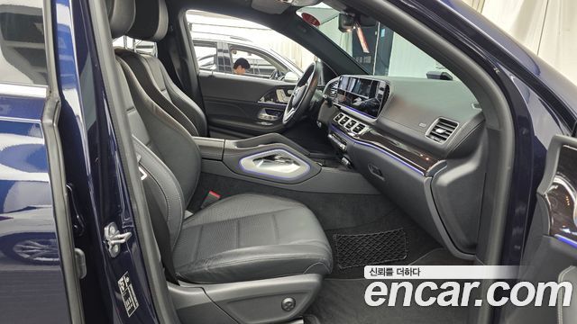 Mercedes-Benz GLE-Class 2021 — photo 16