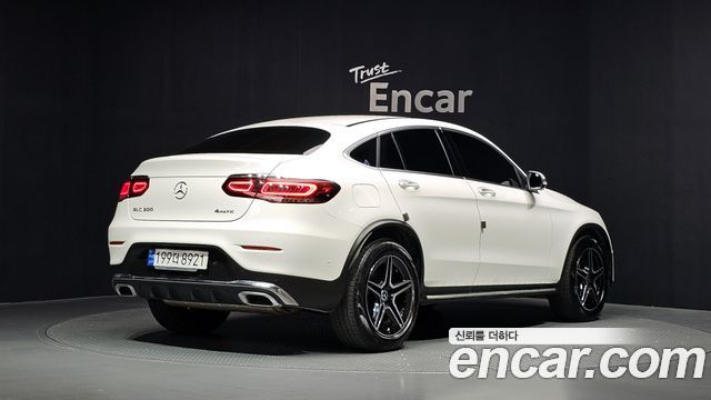Mercedes-Benz GLC-Class 2023 — photo 2