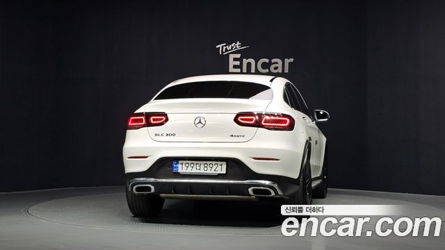 Mercedes-Benz GLC-Class 2023 — photo 4