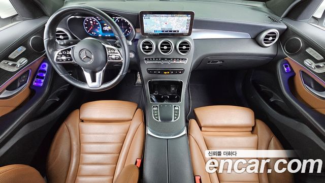 Mercedes-Benz GLC-Class 2023 — photo 10