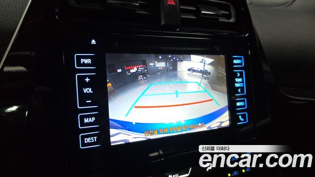 Toyota Prius 2018 — photo 20