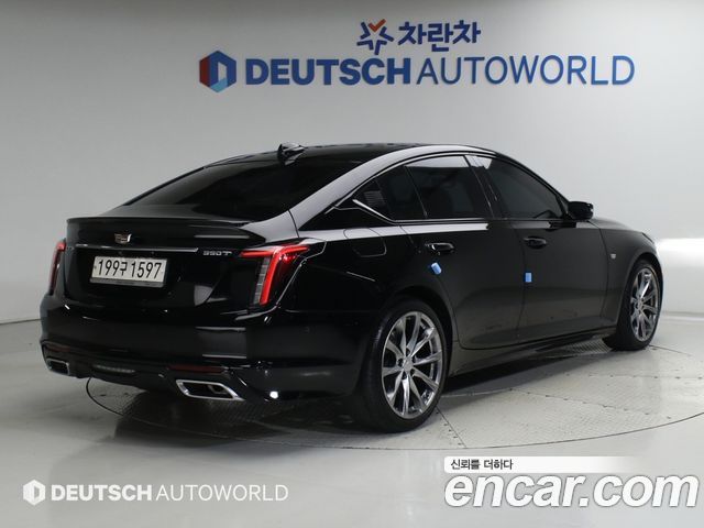 Cadillac CT5 2021 — photo 2