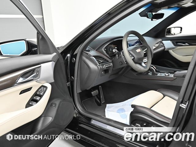 Cadillac CT5 2021 — photo 11