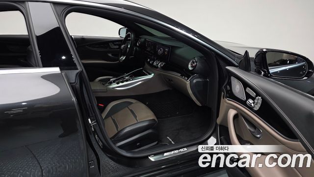 Mercedes-Benz AMG GT 2020 — photo 17
