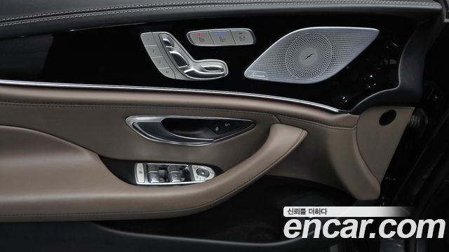 Mercedes-Benz AMG GT 2020 — photo 24