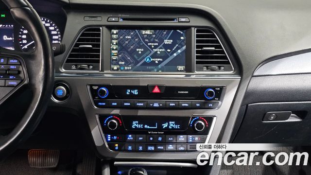 Hyundai Sonata 2015 — photo 25
