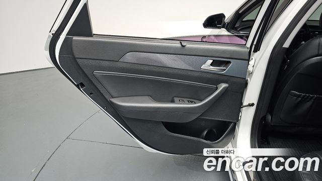Hyundai Sonata 2015 — photo 15