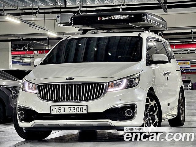 Kia Canival 2015 — photo 12