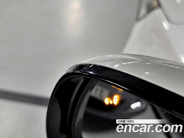 Kia Canival 2015 — photo 17