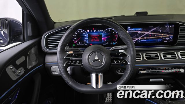 Mercedes-Benz GLE-Class 2023 — photo 19