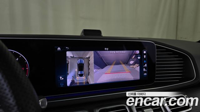 Mercedes-Benz GLE-Class 2023 — photo 20