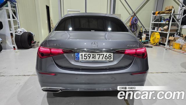 Mercedes-Benz S-Class 2023 — photo 4