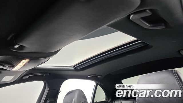 Mercedes-Benz E-Class 2022 — photo 35