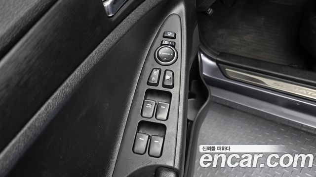 Hyundai Sonata 2013 — photo 16