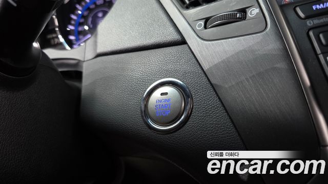 Hyundai Sonata 2013 — photo 18