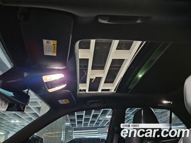 Chrysler 300C 2014 — photo 18