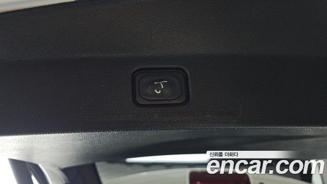 Ford Explorer 2018 — photo 20