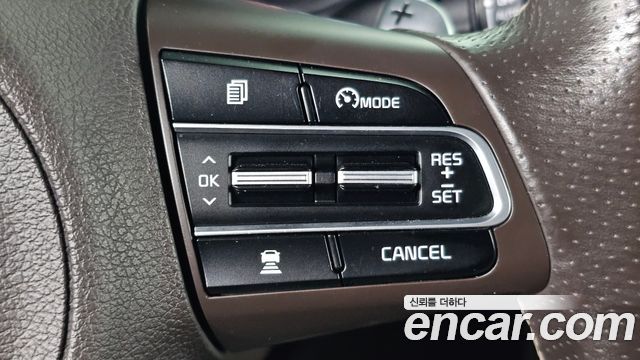 Kia Stinger 2018 — photo 25