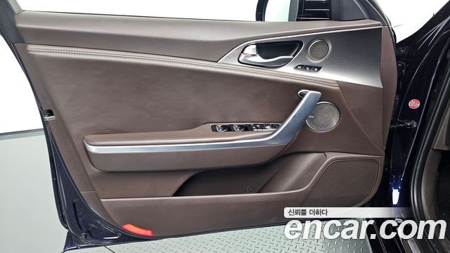 Kia Stinger 2018 — photo 14