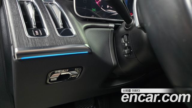Mercedes-Benz S-Class 2022 — photo 31
