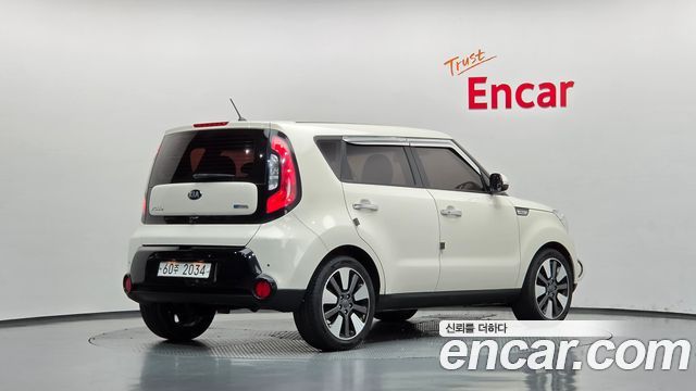Kia Soul 2015 — photo 2