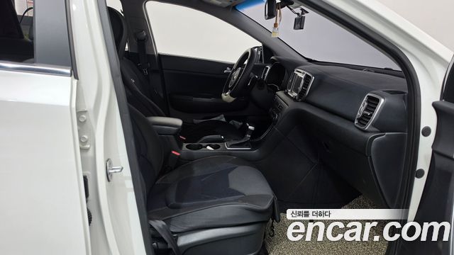 Kia Sportage 2016 — photo 11