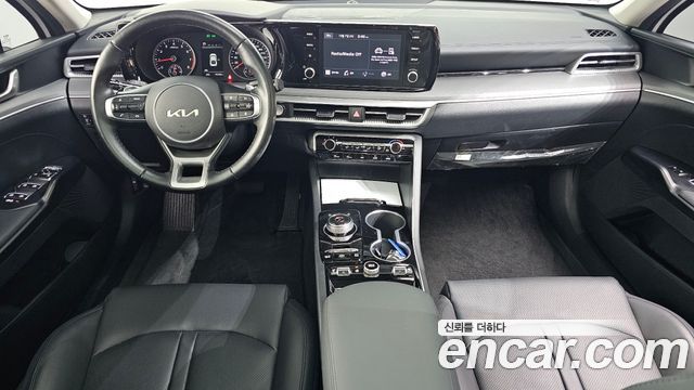 Kia K5 2023 — photo 7