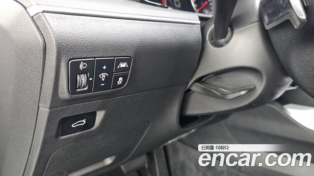 Kia K5 2023 — photo 17