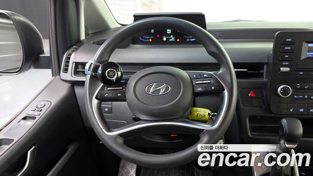 Hyundai Staria 2022 — photo 20