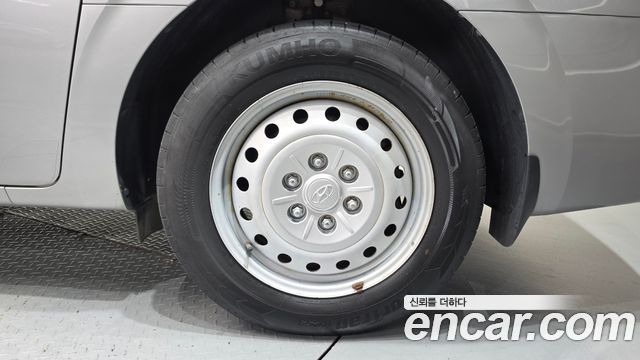 Hyundai Staria 2022 — photo 7