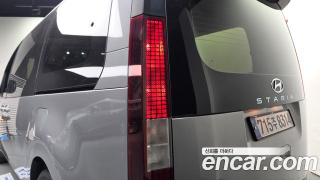 Hyundai Staria 2022 — photo 9