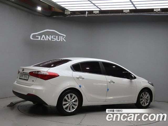 Kia K3 2013 — photo 4