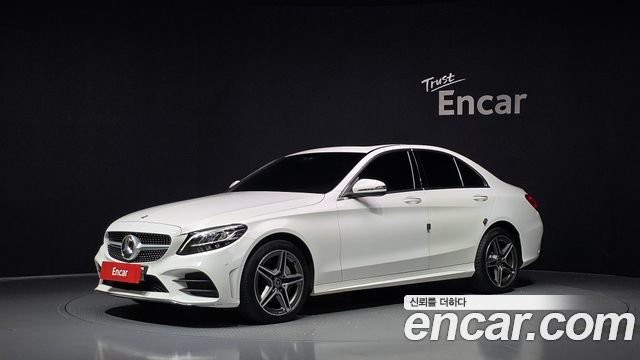 Mercedes-Benz C-Class 2019 — photo 1