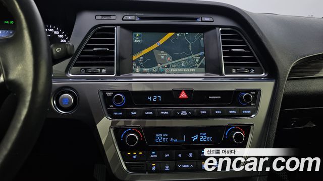 Hyundai Sonata 2015 — photo 16