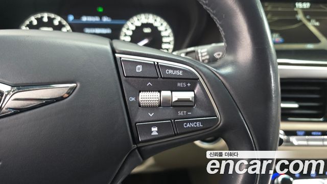 Genesis EQ900 2016 — photo 16