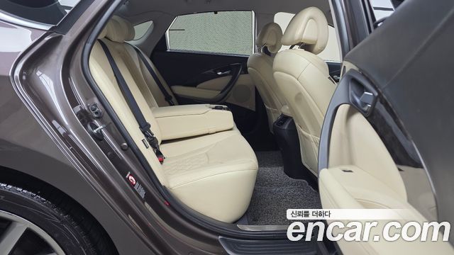 Hyundai Aslan 2015 — photo 17